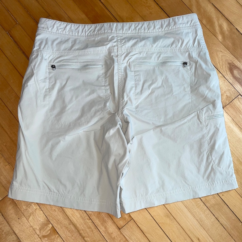 L.L.Bean Women’s Water Repellent Comfort Trail Shorts Mid Rise Adjustable Waist - Picture 8 of 13